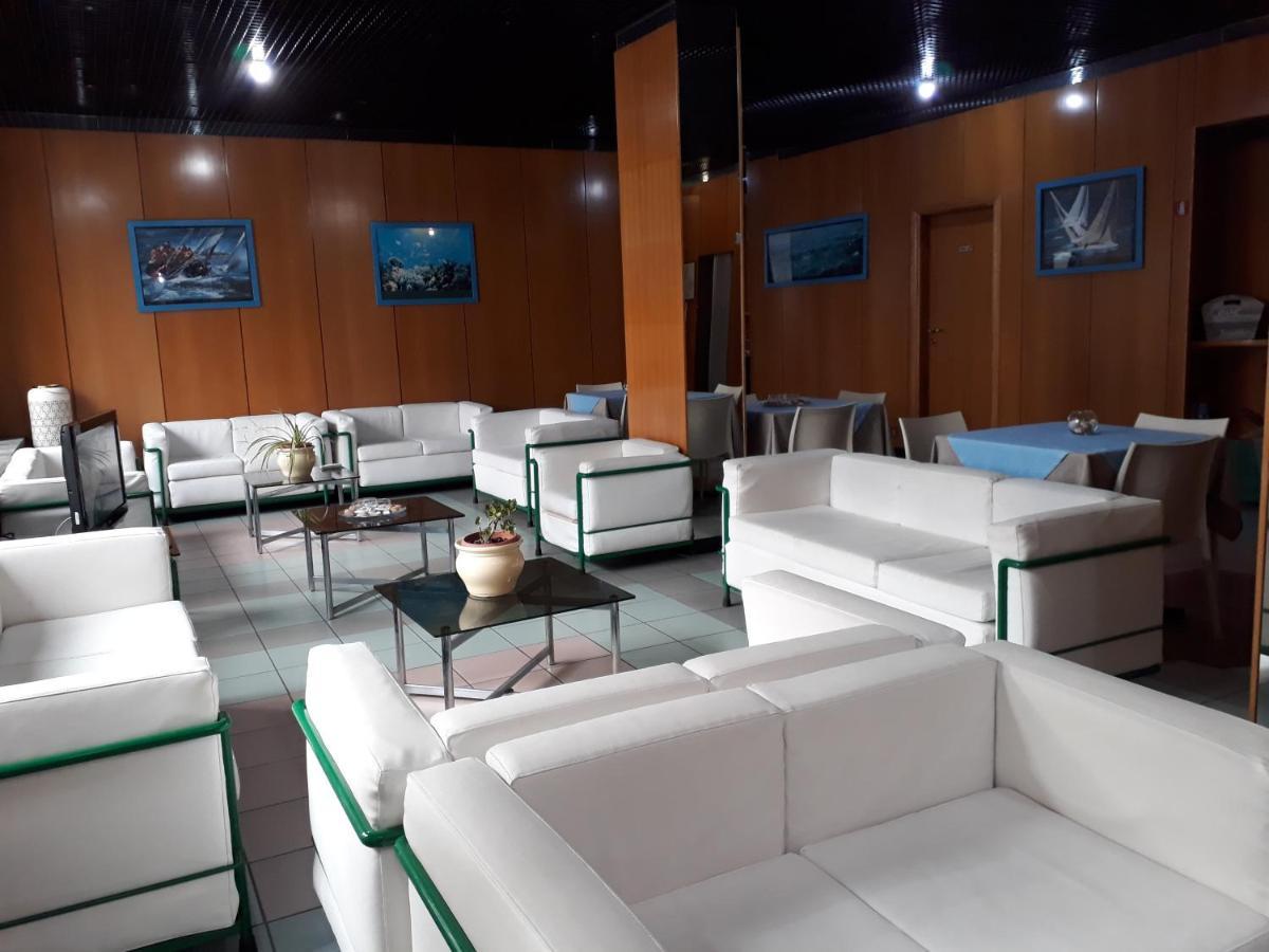 נטונו Hotel Neptunus מראה חיצוני תמונה